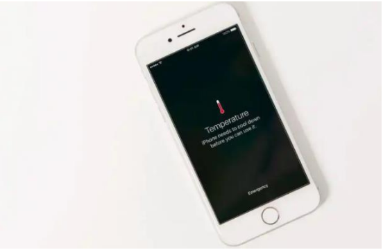云霄苹果手机维修分享iPhone 手机发热如何快速降温 